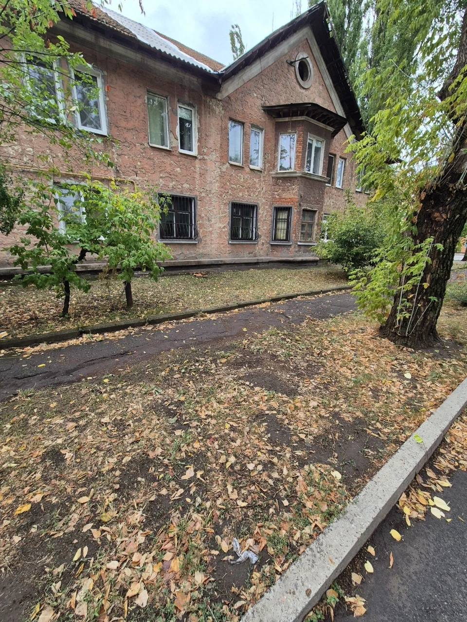 Квартира на Карачунах перед парком
