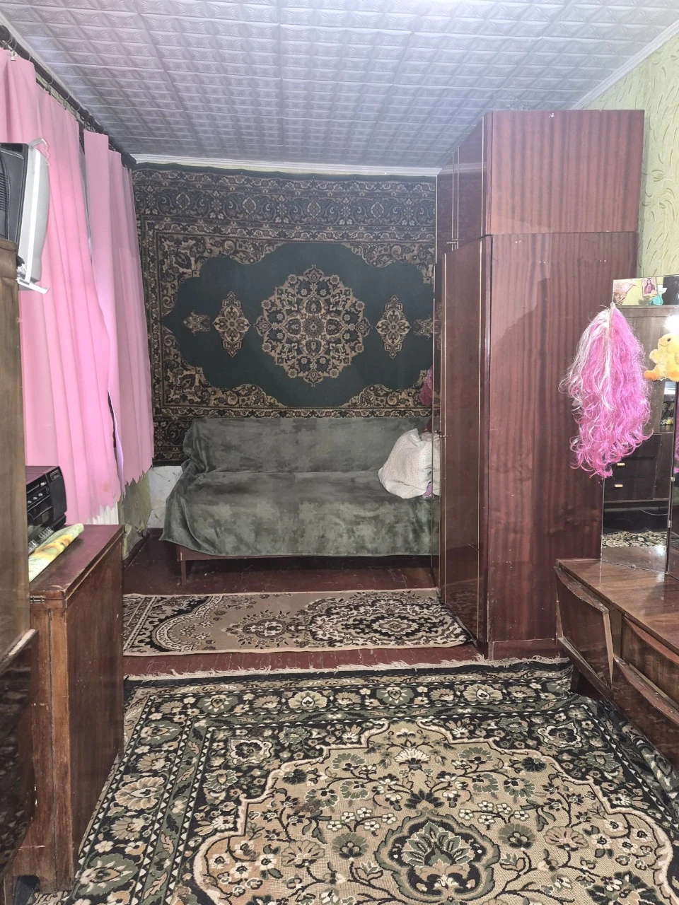 For Sale: 2-room apartment on the 3rd floor in the Uhtomsky Voskhom residential complex, Plia district.