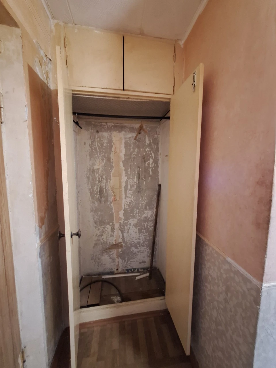 Affordable apartment on Druzhbi Street
