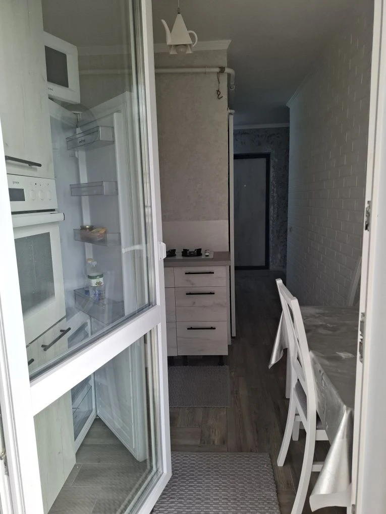 Продається 2-кімнатна квартира на 129 кварталі