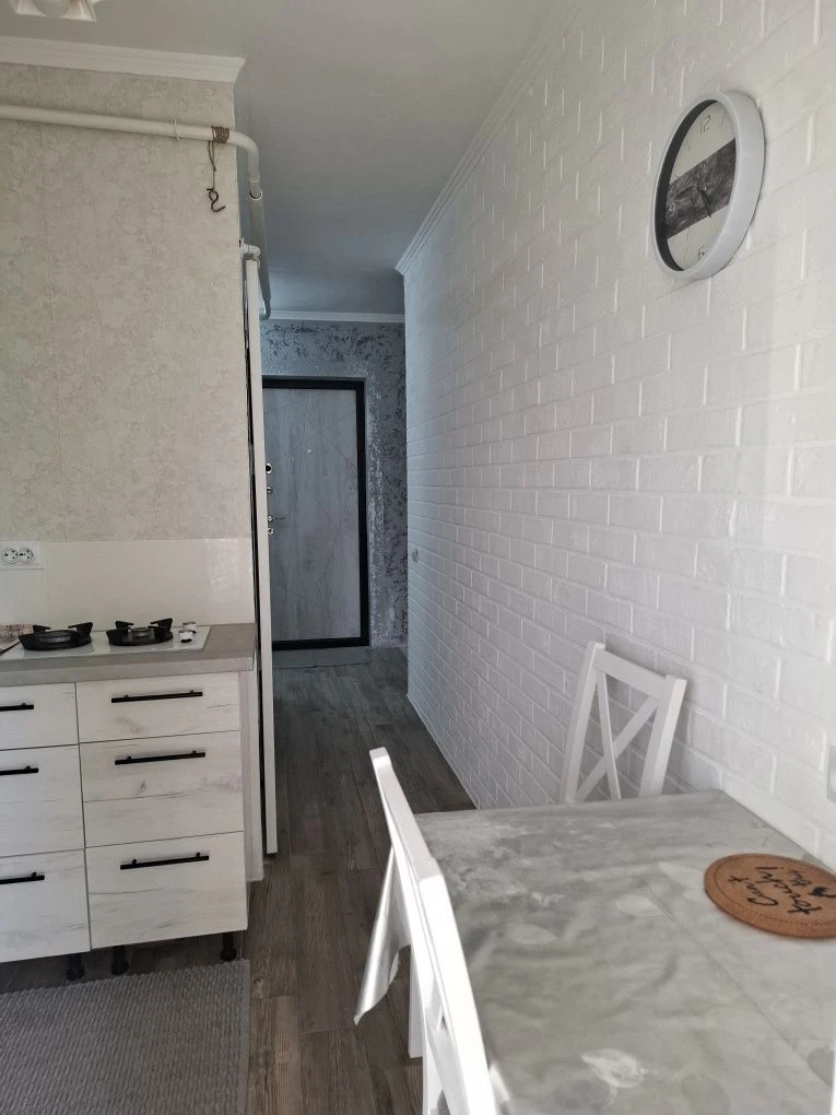 Продається 2-кімнатна квартира на 129 кварталі