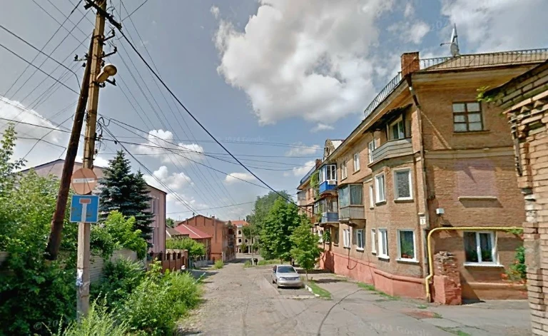 Продам 2-к сталинку ул. Каунасская , 3 (рядом проспект Почто