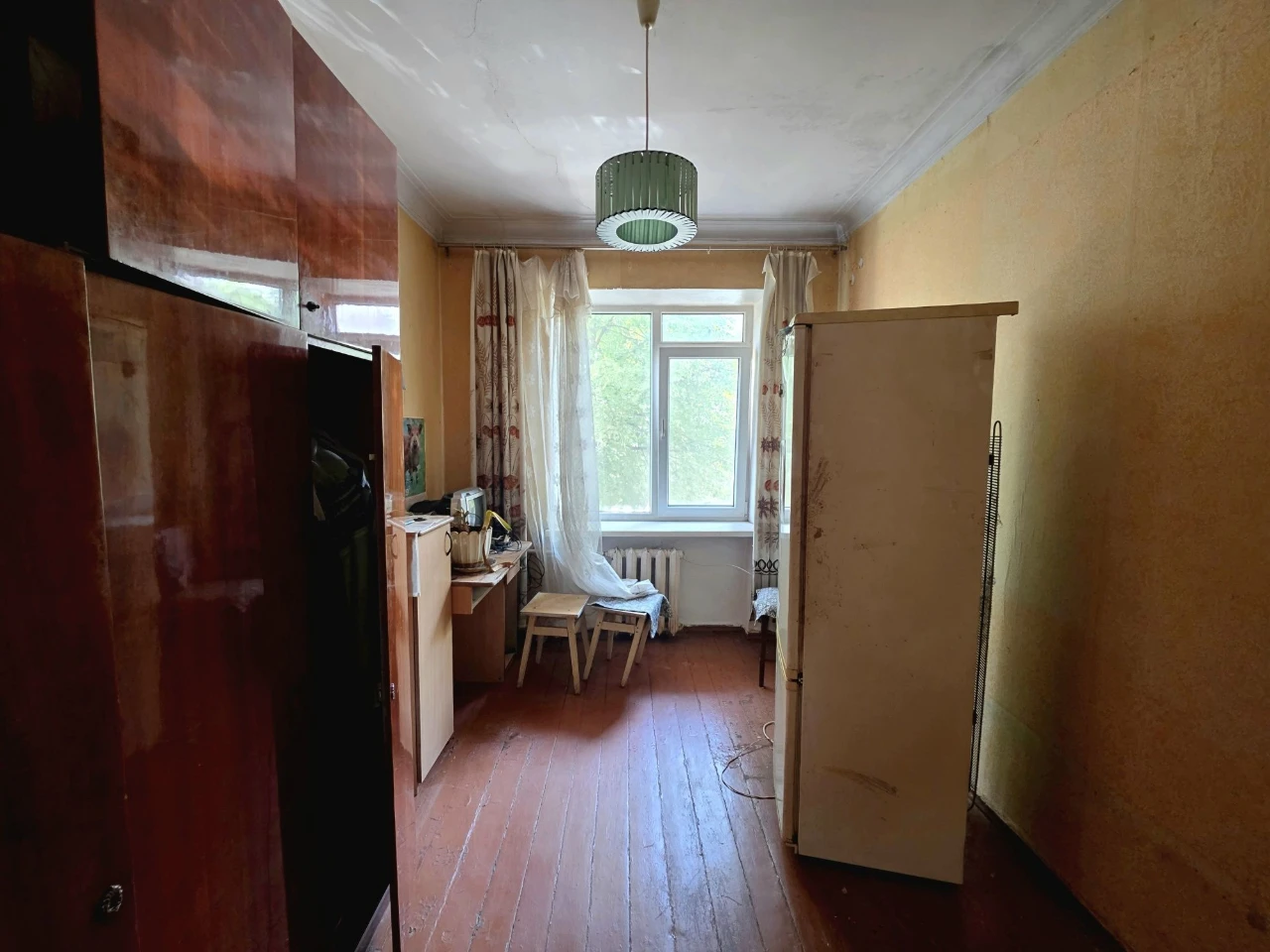 Продам 2-к сталинку ул. Каунасская , 3 (рядом проспект Почто