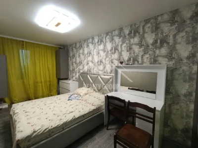 Продається 3-кімнатна квартира з ремонтом та меблями