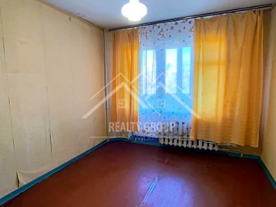 Apartment. Fodor Karamanits Street, Kryvyi Rih