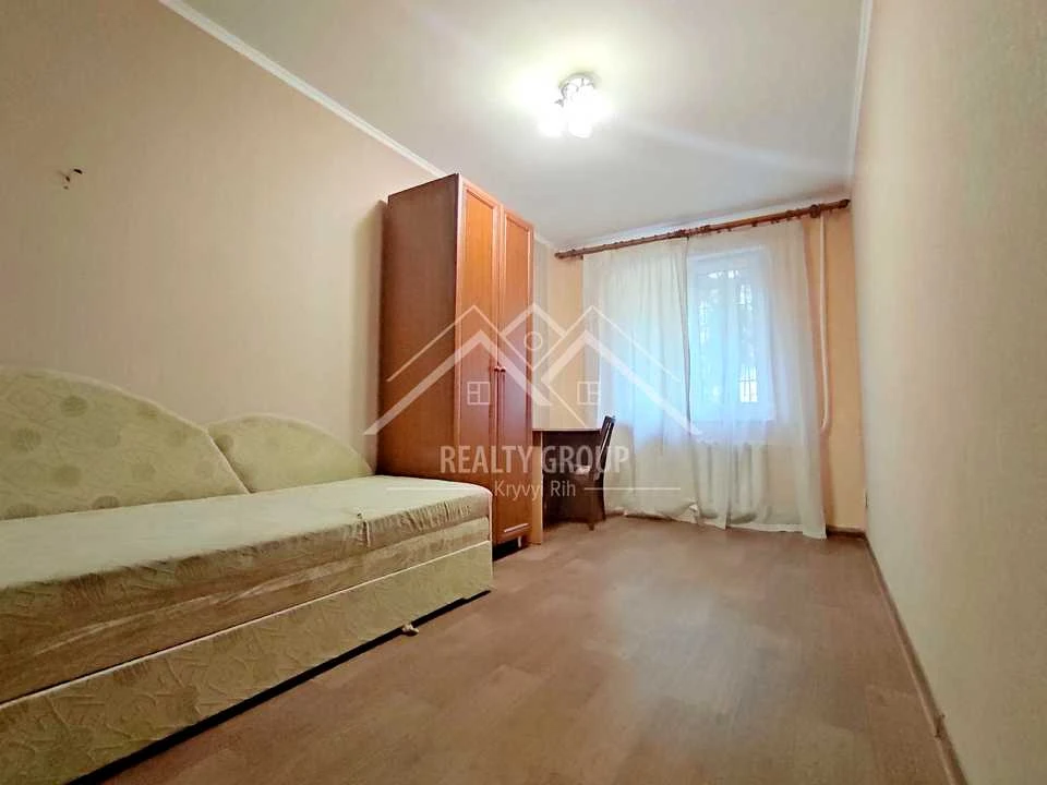 Квартира. Кривой Рог, улица Героев АТО, 98 квартал