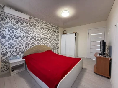 Selling my 3-room apartment on Street of Peace, 7 (Dzerzhynka)