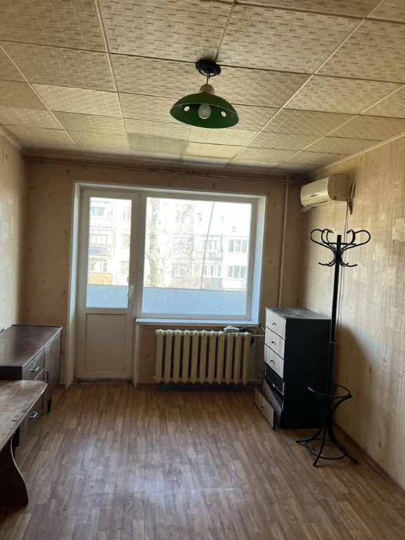 For Sale: 1 room apartment at 64 Karamanits Street, building 3/5