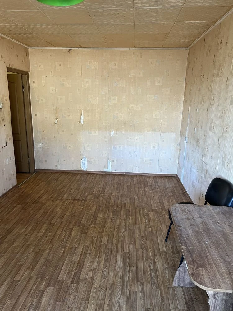 Продается 1 комната 3/5 по улице Караманиц 64