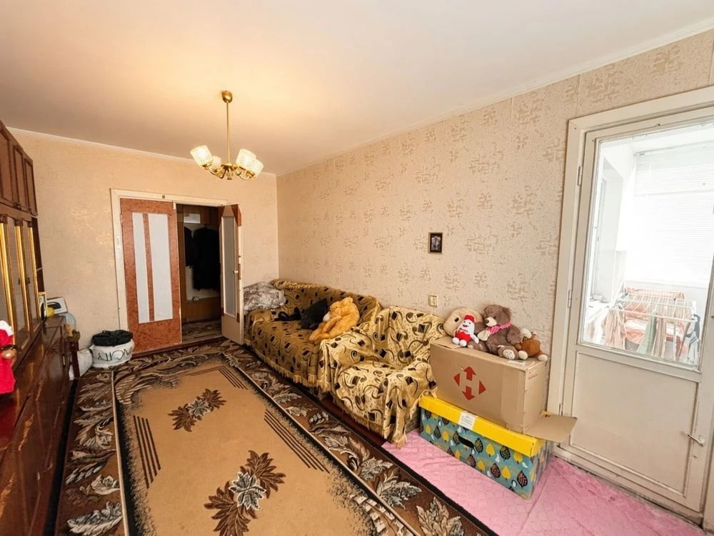 3-bedroom apartment for sale on Avraemenko Street