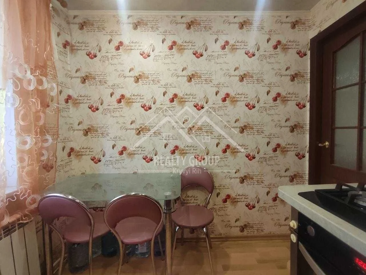For Sale: 2-bedroom apartment renovated (Tilig).