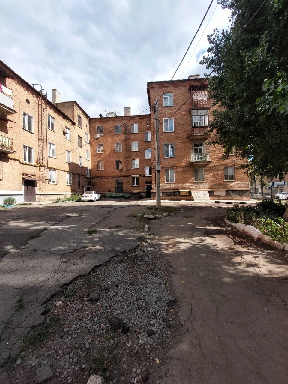 Продаж трикімнатній квартири 3/4, вулиця Січеславська, Покровський район