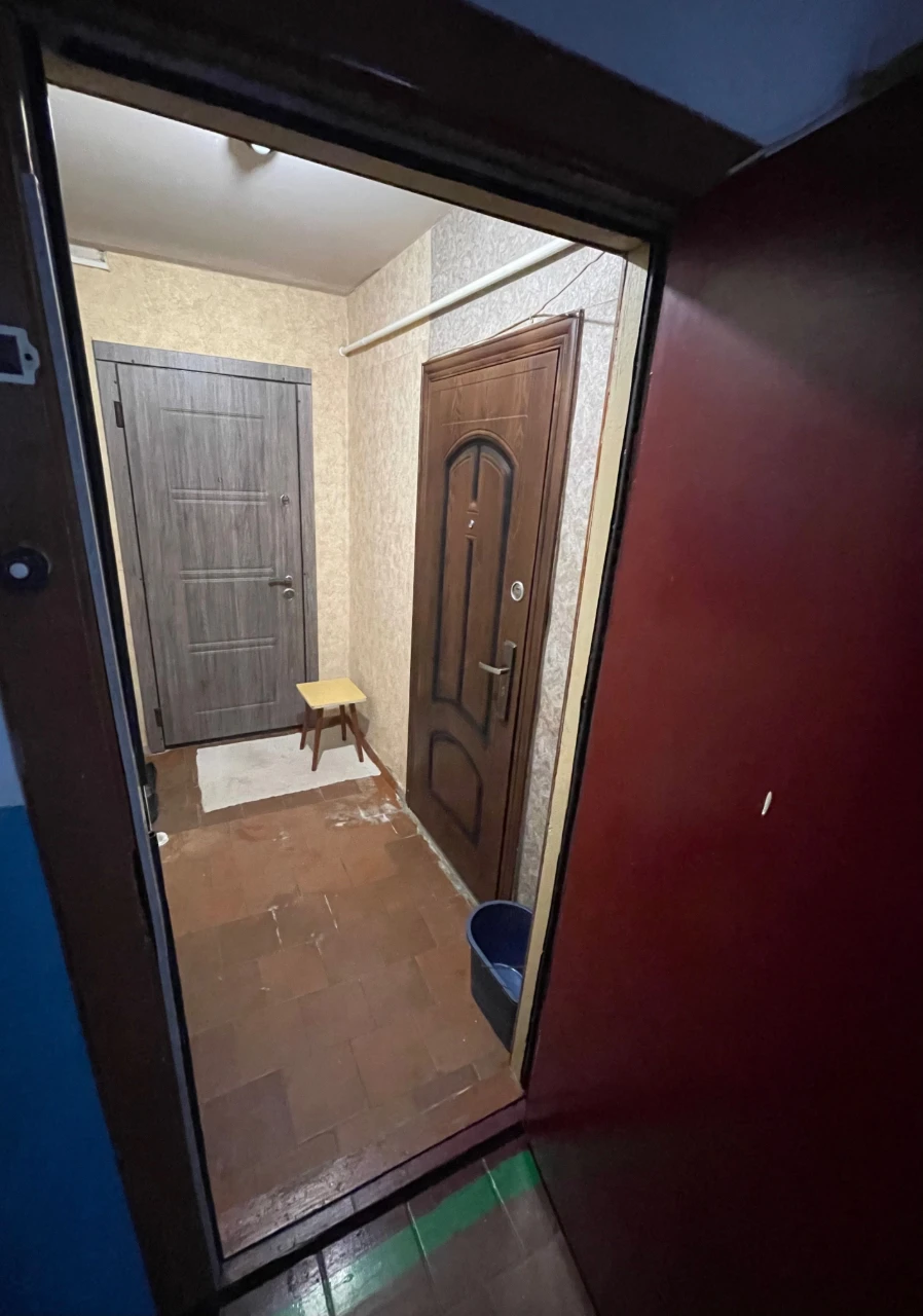 One-bedroom apartment from owner for renovation