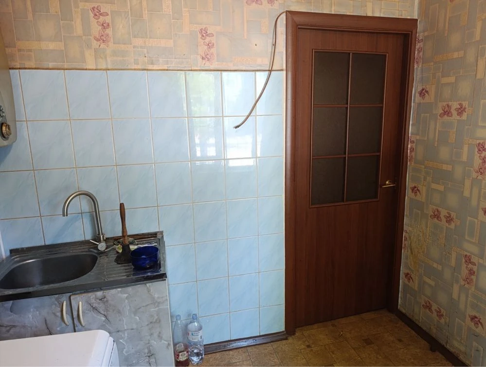 Продам однокомнатную квартиру на Восходе.