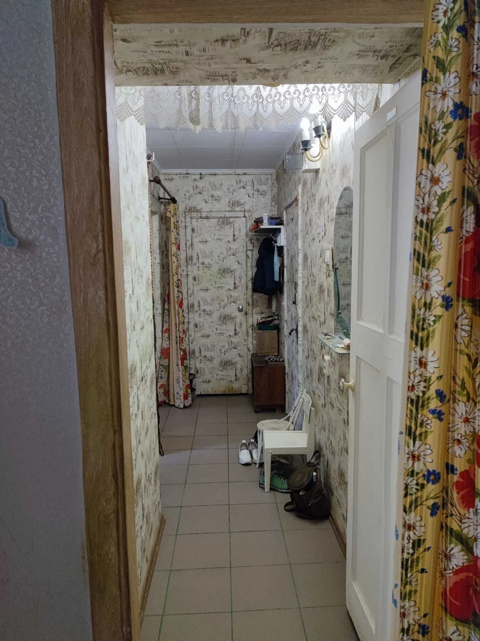 Продається 4-кімнатна квартира на Свято-Миколаївській, Кривий Ріг
