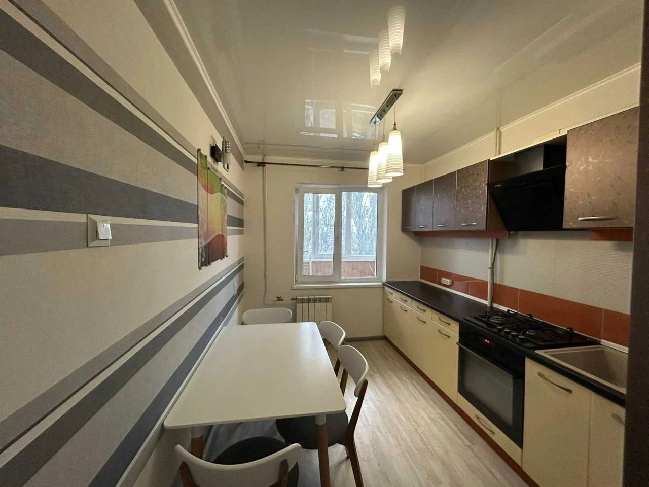 For Sale 4-room apartment, Ivan Avramenko st. Building 12 / Bul.