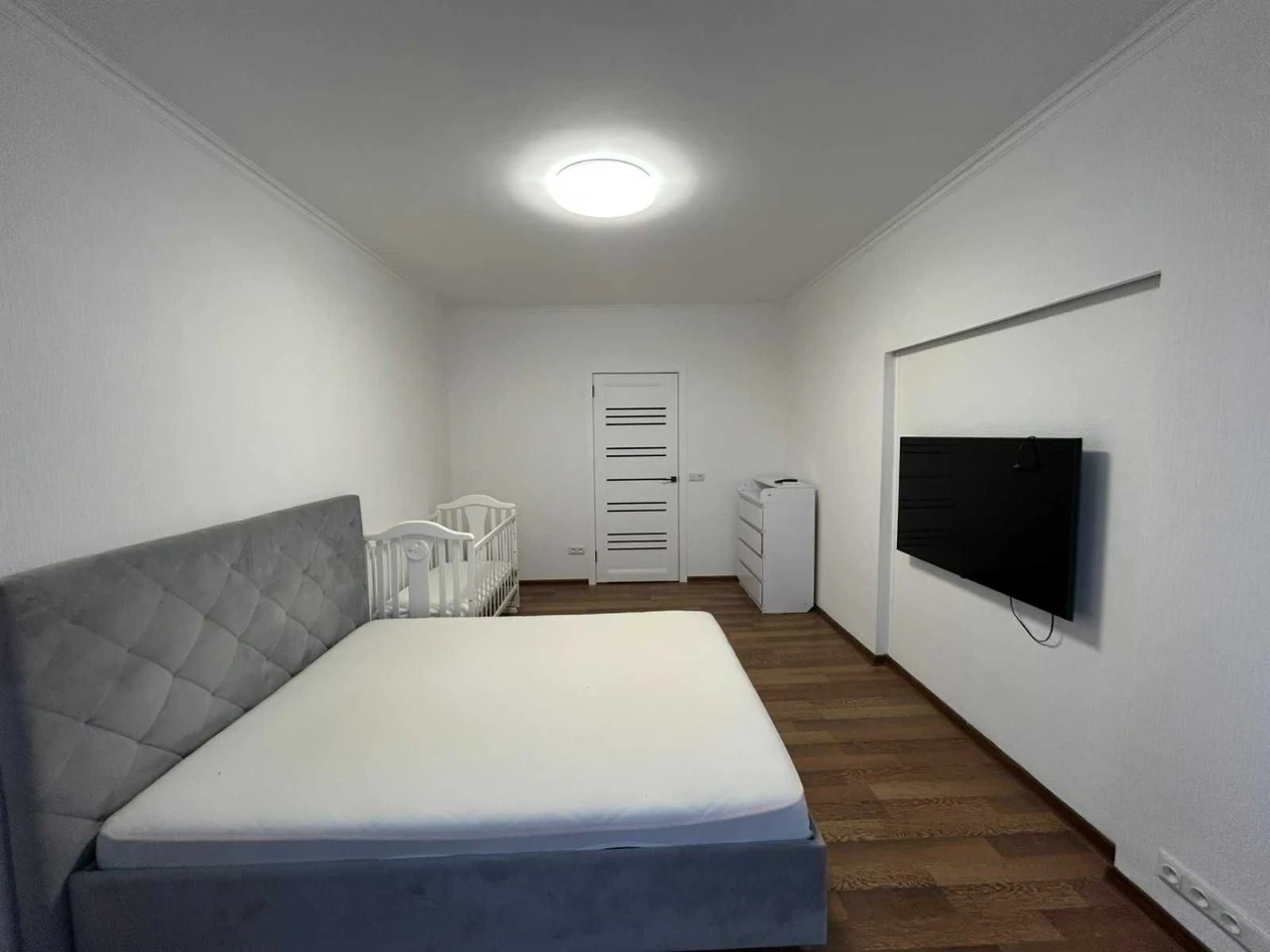 For Sale 4-room apartment, Ivan Avramenko st. Building 12 / Bul.