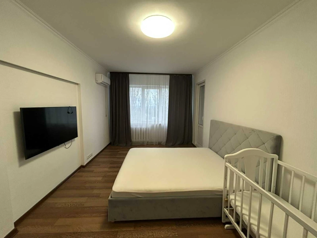 For Sale 4-room apartment, Ivan Avramenko st. Building 12 / Bul.