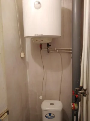 3 room apartment 6/9, Charovna Street (district 8 hospital)