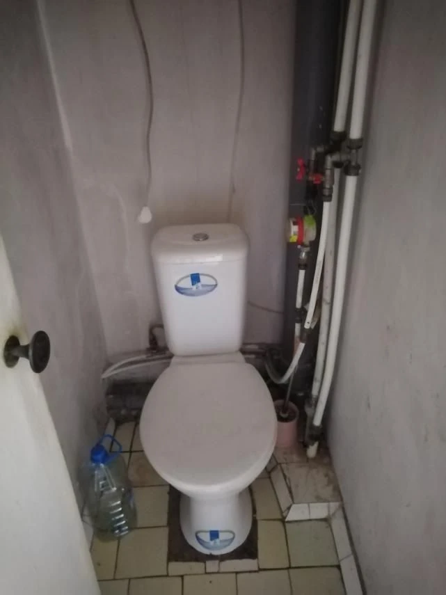 3 room apartment 6/9, Charovna Street (district 8 hospital)