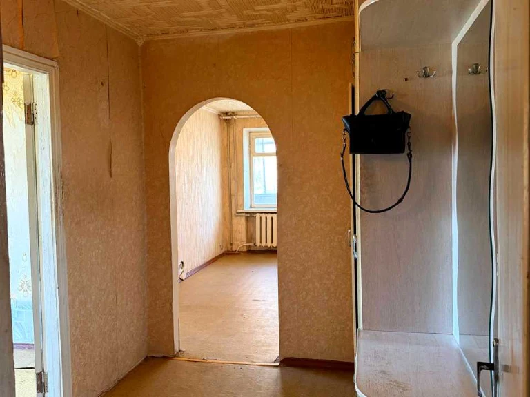 Apartment. Krivoi Rog, Kacholova st.