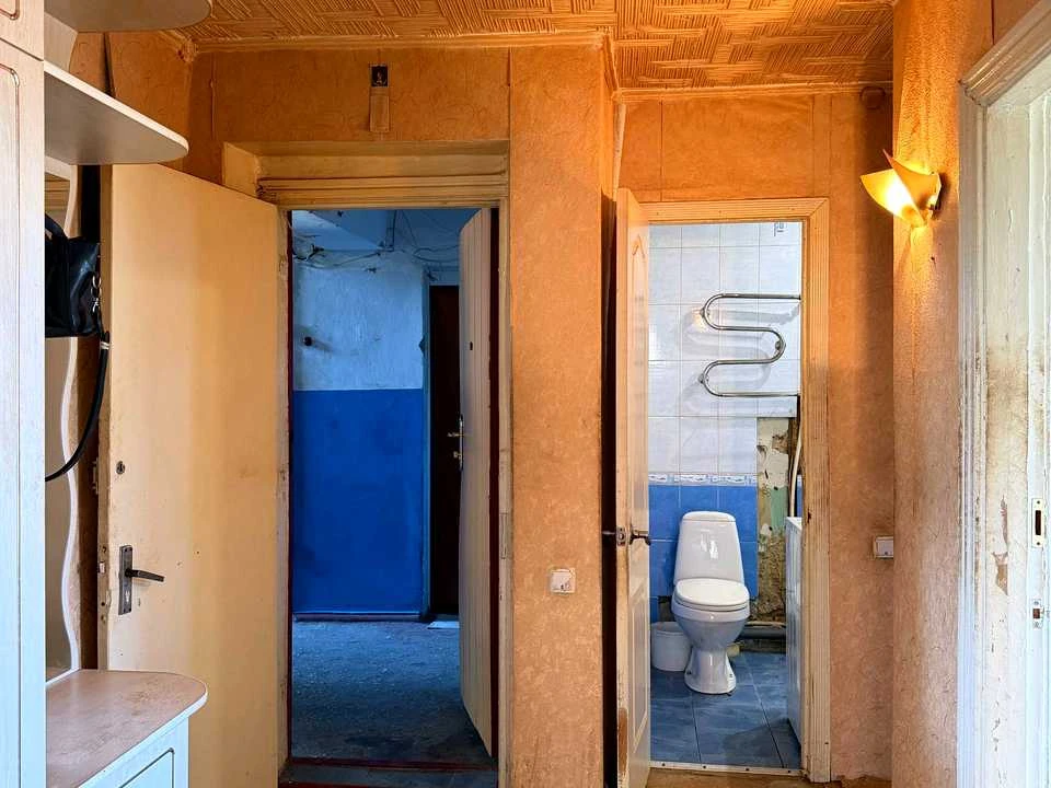 Apartment. Krivoi Rog, Kacholova st.