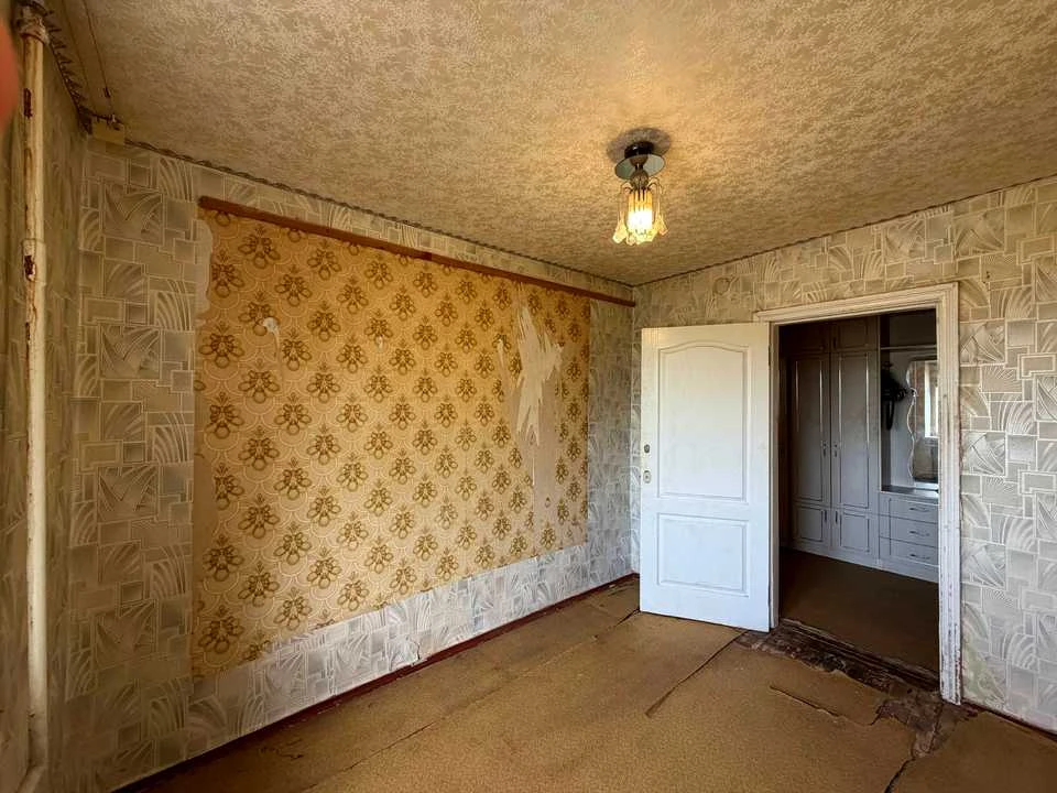 Apartment. Krivoi Rog, Kacholova st.