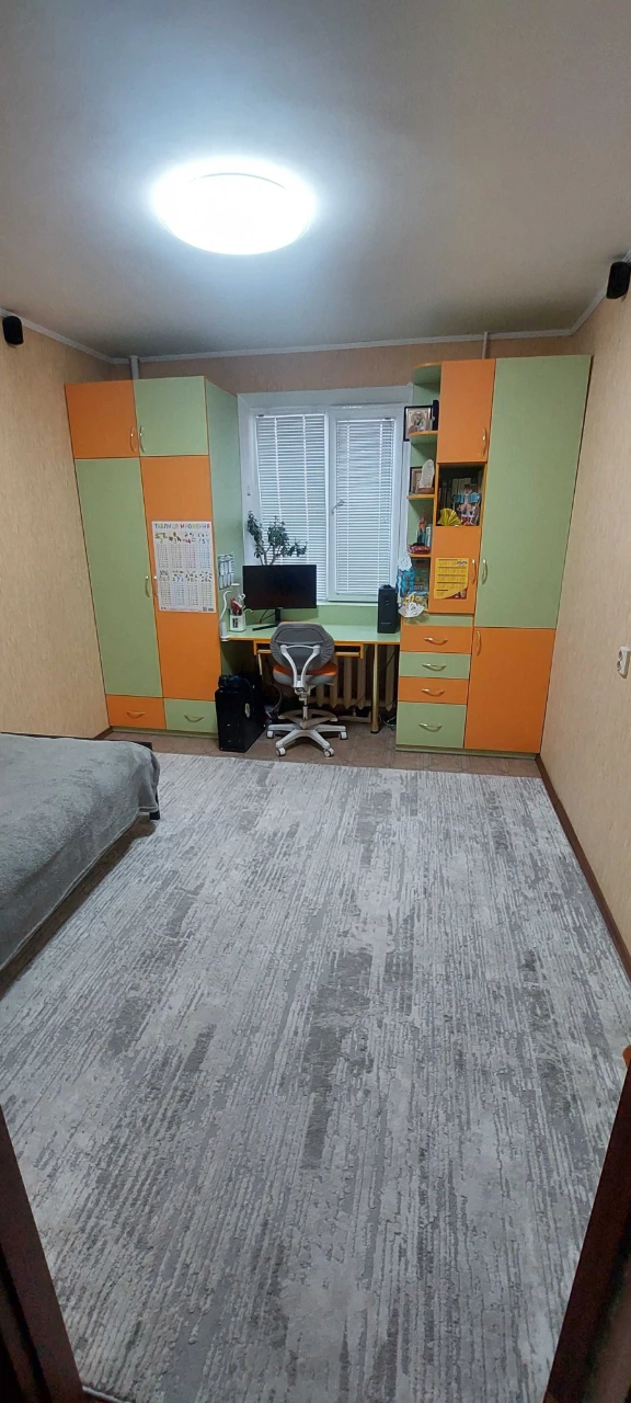 Sale of a 2-bedroom apartment with furniture/equipment. Eastern-2 available