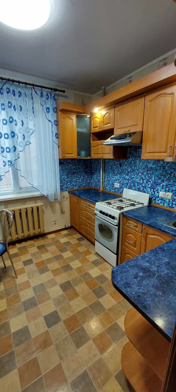 Sale of a 2-bedroom apartment with furniture/equipment. Eastern-2 available