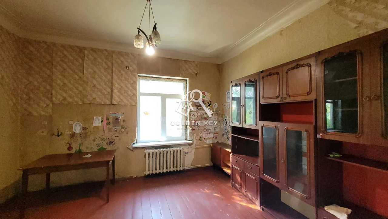 ЮГОК: Продаж 3-кімнатної квартири на Мотроновці