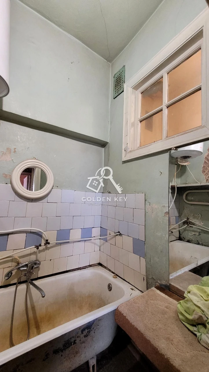 ЮГОК: Продаж 3-кімнатної квартири на Мотроновці
