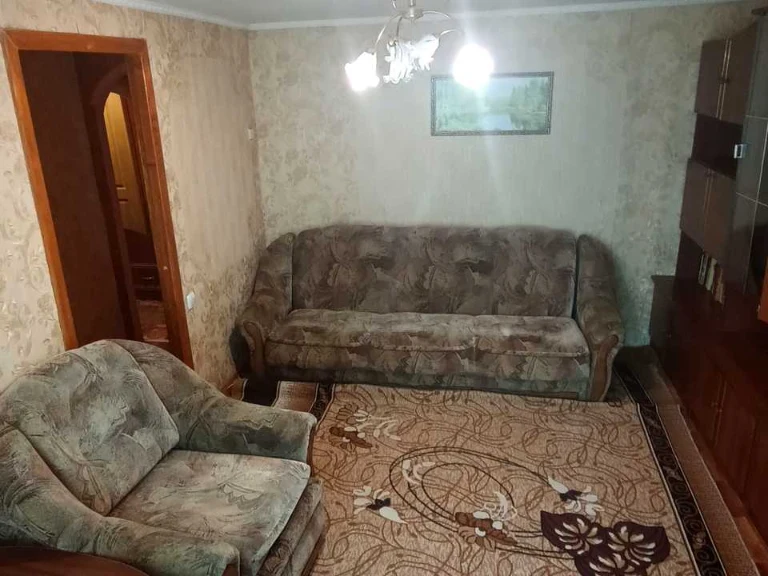 Apartment. Krivoi Rog, Korniya Rechmidila st. (Rokitina)