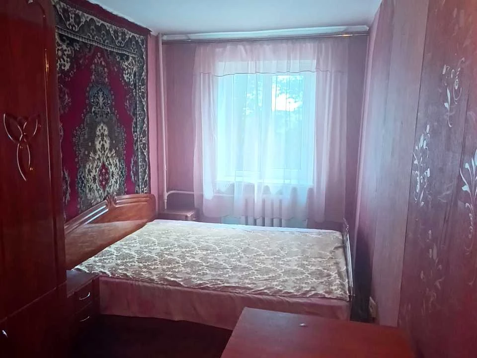 Apartment. Krivoi Rog, Korniya Rechmidila st. (Rokitina)