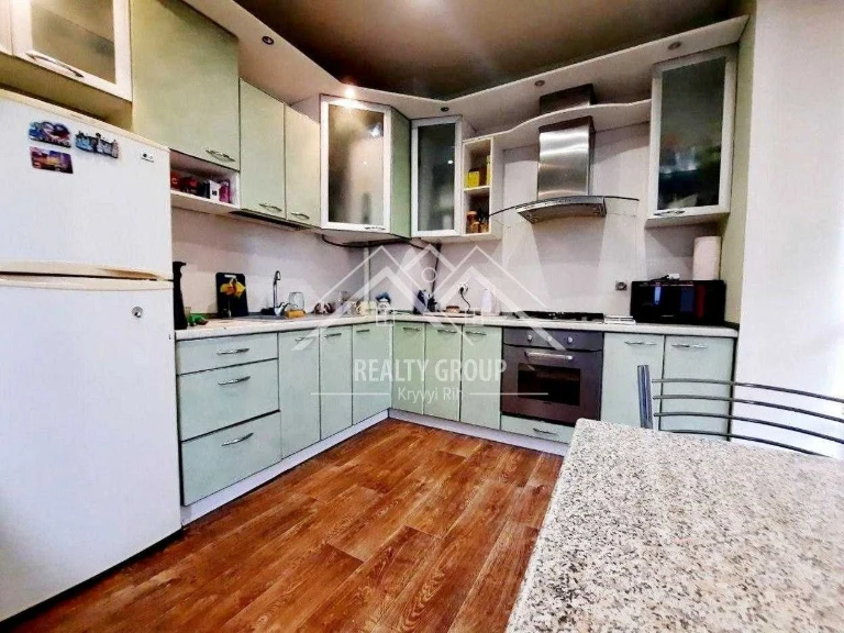 2-bedroom apartment for sale in the city center – 96th district!
