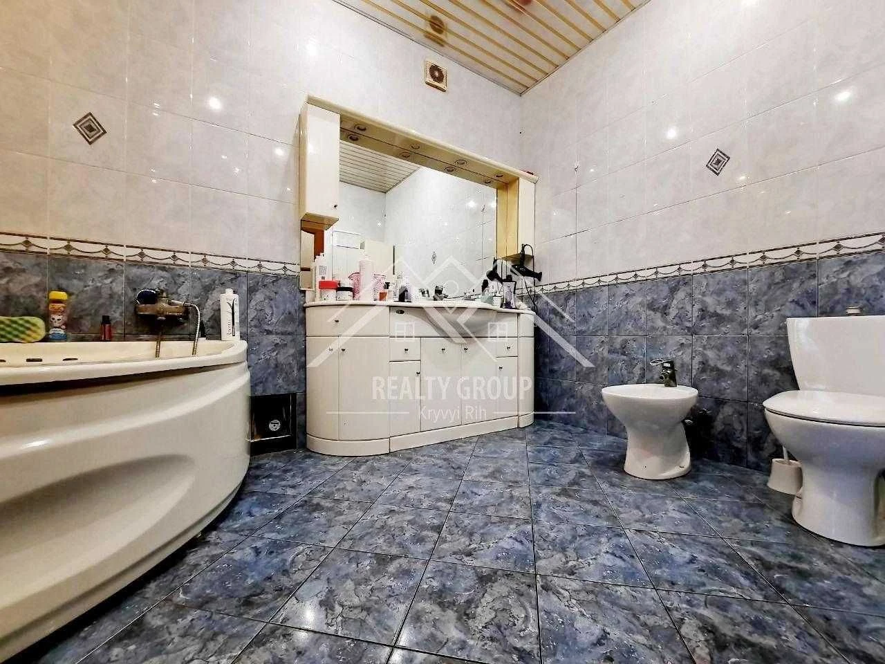 2-bedroom apartment for sale in the city center – 96th district!