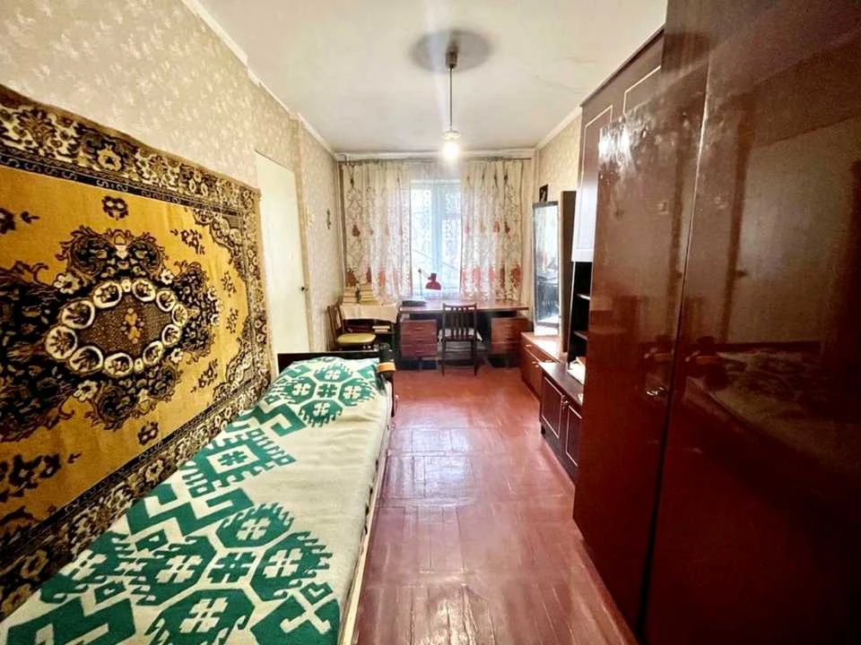 Apartment. Kryvyi Rih, Kornya Rechmydila st. (Nogina)