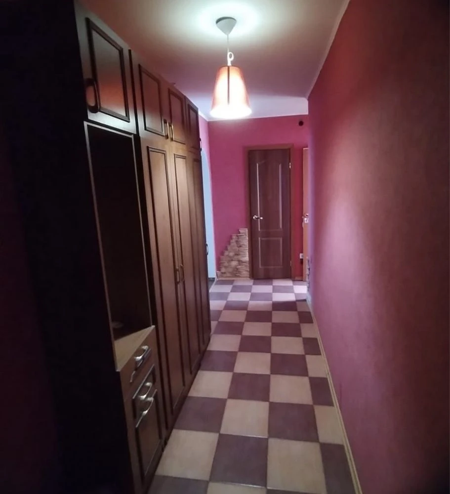 Продається 1-кімнатна квартира на вул. Радієвського