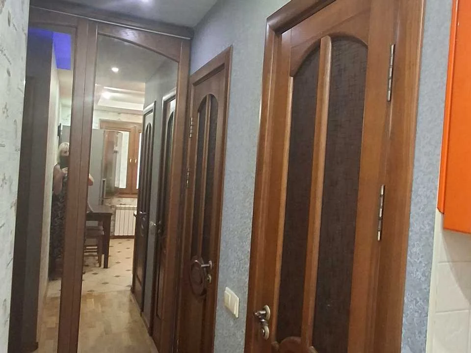 Apartment. Kryvyi Rih, Botanichna St. (Marshaka)