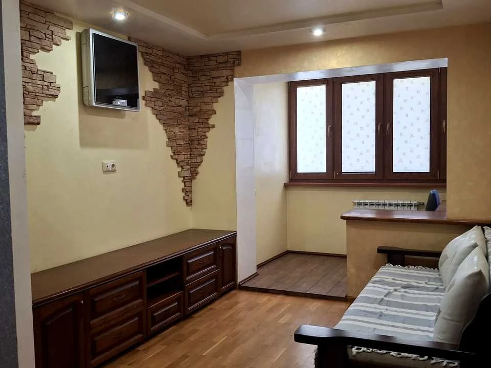 Apartment. Kryvyi Rih, Botanichna St. (Marshaka)