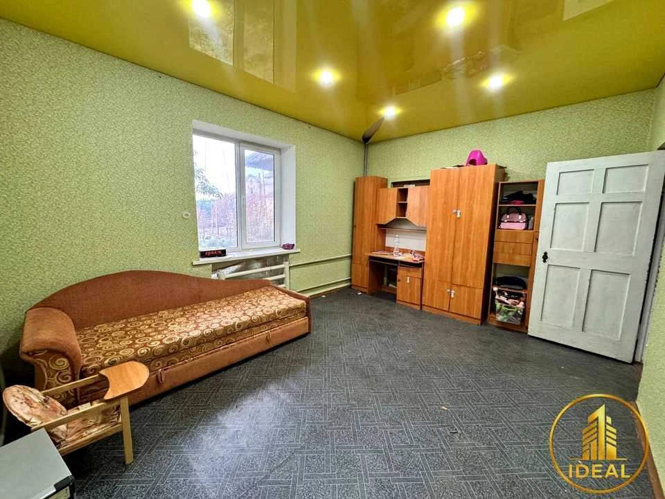 Apartment. Kryvyi Rih, Boris Grynchenko St. (Dishynsky)