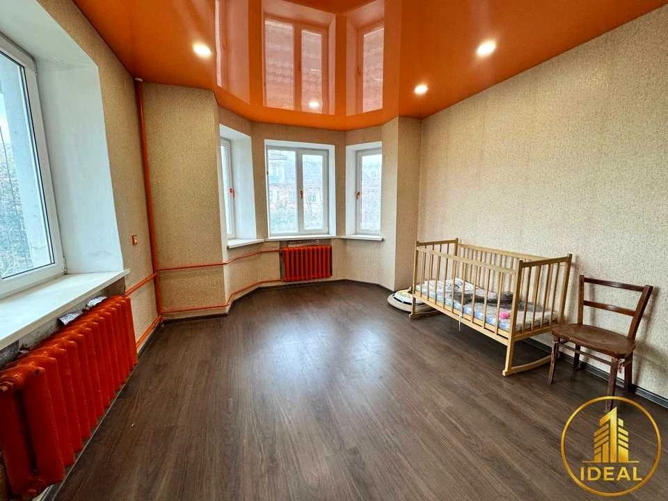 Apartment. Kryvyi Rih, Boris Grynchenko St. (Dishynsky)