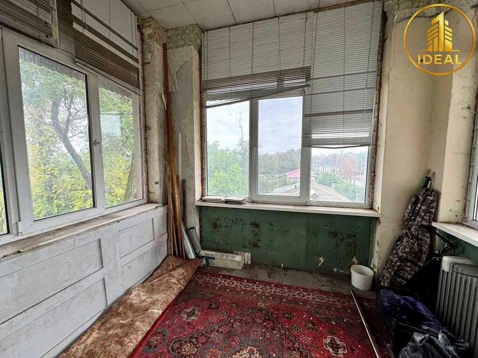 Apartment. Kryvyi Rih, Boris Grynchenko St. (Dishynsky)