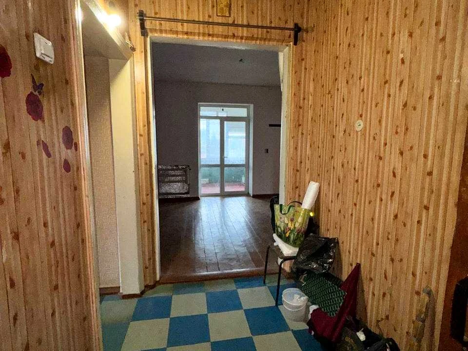 Apartment. Kryvyi Rih, Boris Grynchenko St. (Dishynsky)