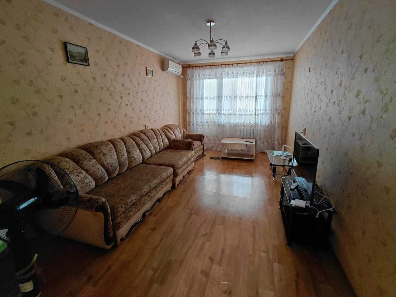 Продається 3-кімнатна квартира на 97 кварталі (вул. Університетський, 48а)