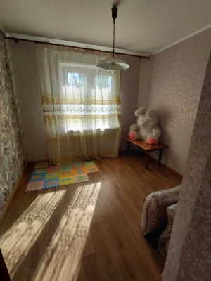 Продається 3-кімнатна квартира на 97 кварталі (вул. Університетський, 48а)
