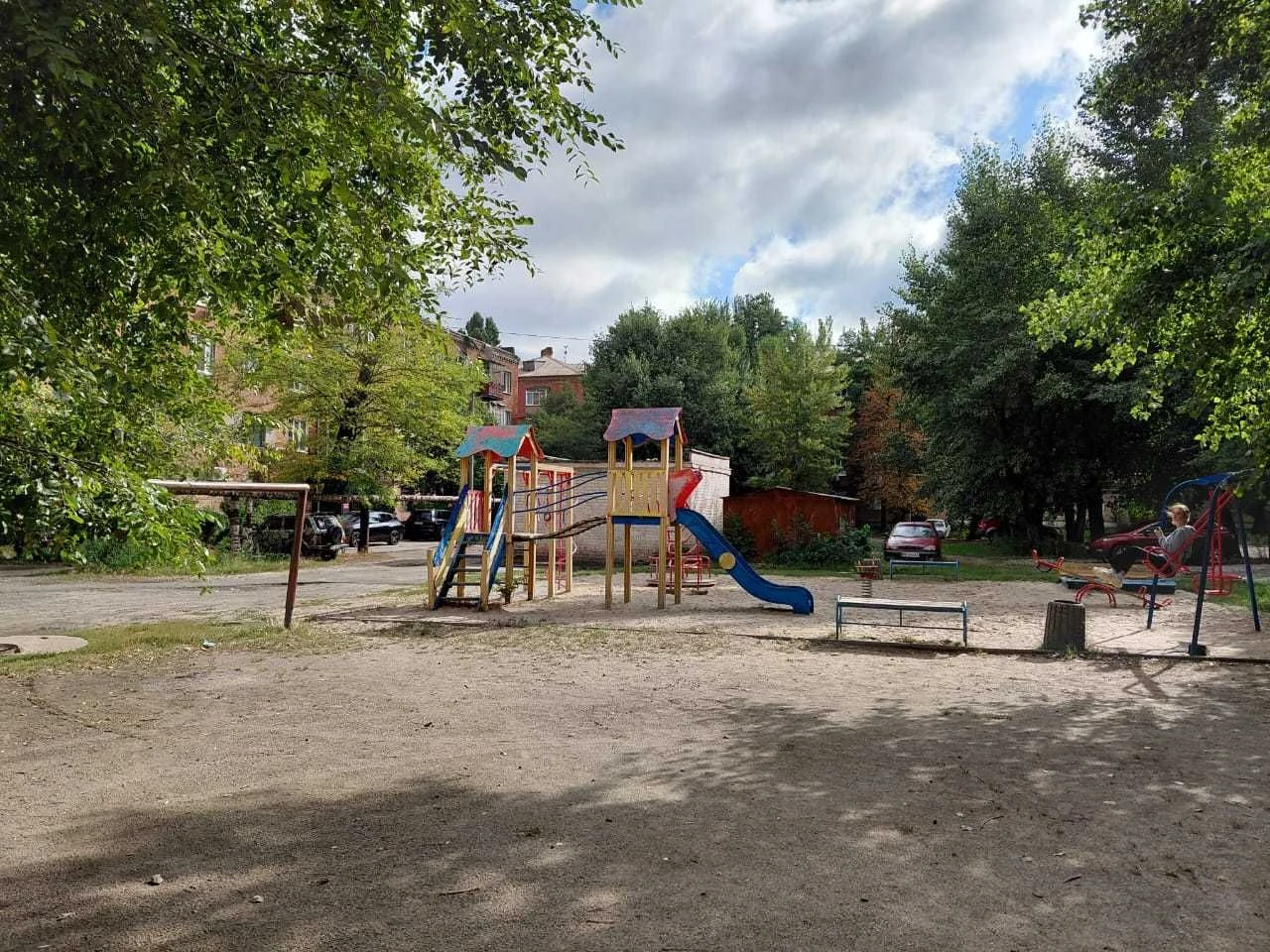 Продається 3-кімнатна квартира на 97 кварталі (вул. Університетський, 48а)