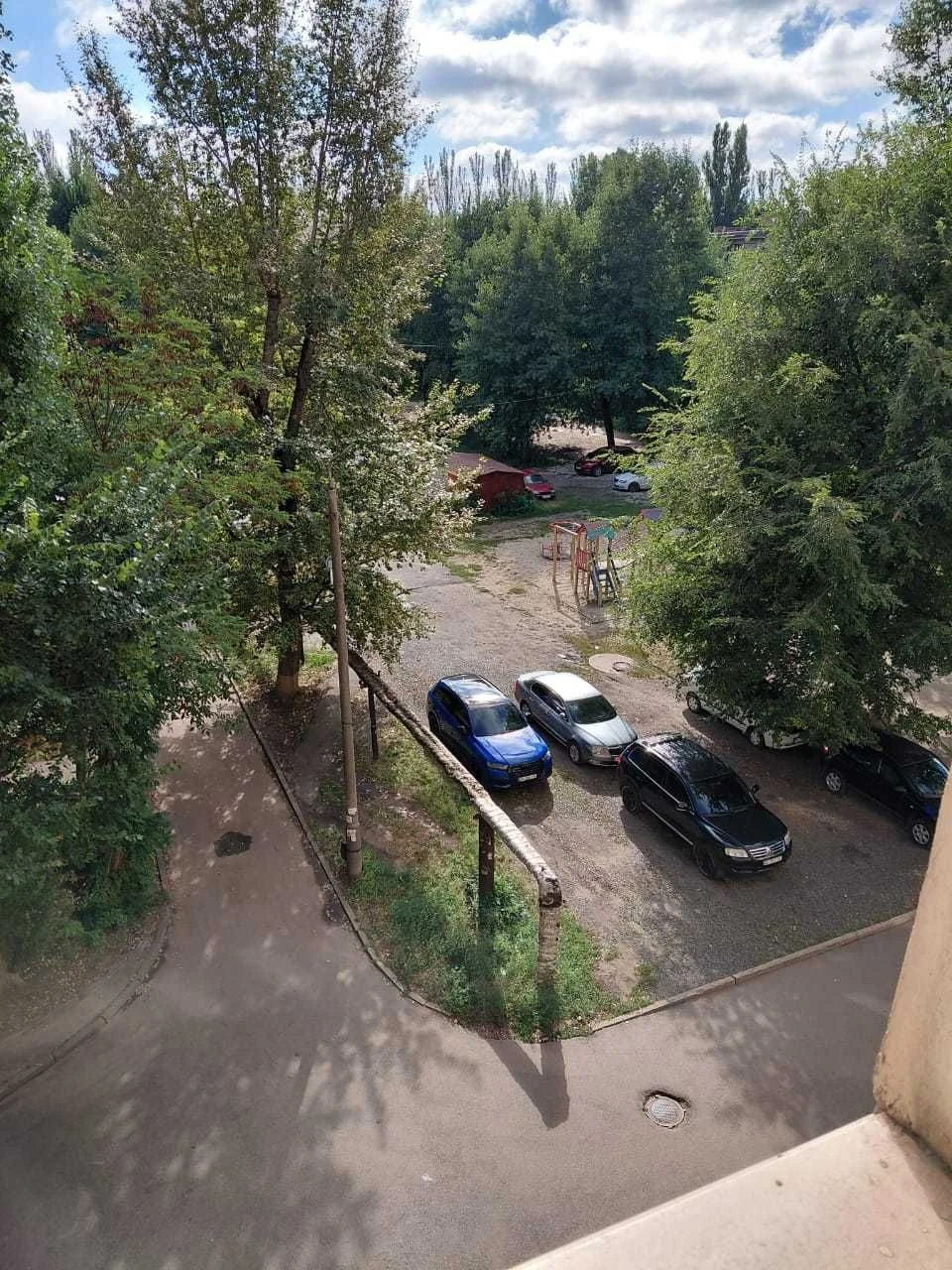 Продається 3-кімнатна квартира на 97 кварталі (вул. Університетський, 48а)