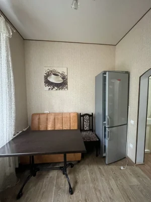 Под бизнес ! Красная линия! Продам 2х ком. «Сталинка» 57 кв.