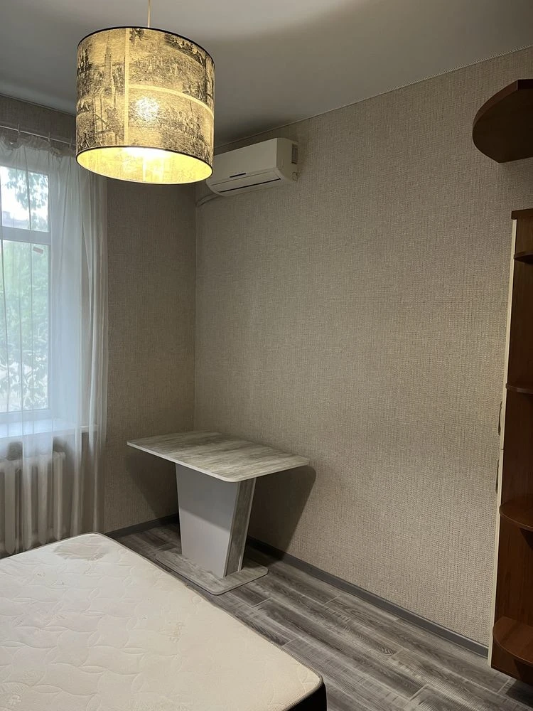Под бизнес ! Красная линия! Продам 2х ком. «Сталинка» 57 кв.