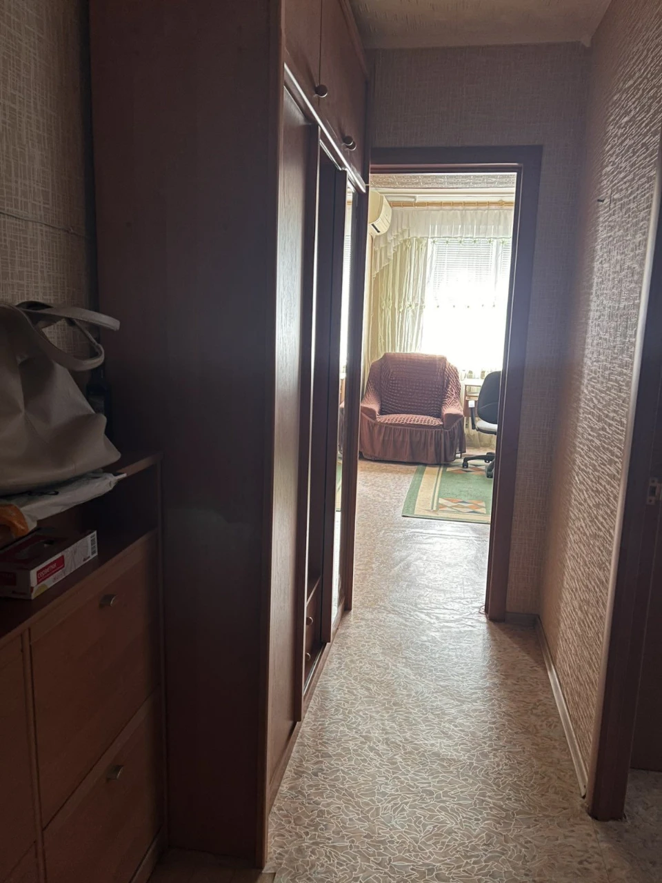 3-bedroom apartment on Zarychnyy Street